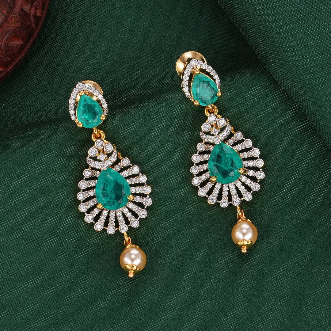 Zivara  Avikam Short Necklace Set
