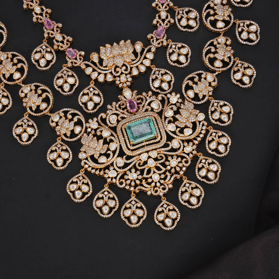 Entrancing Victorian Long Necklace Set
