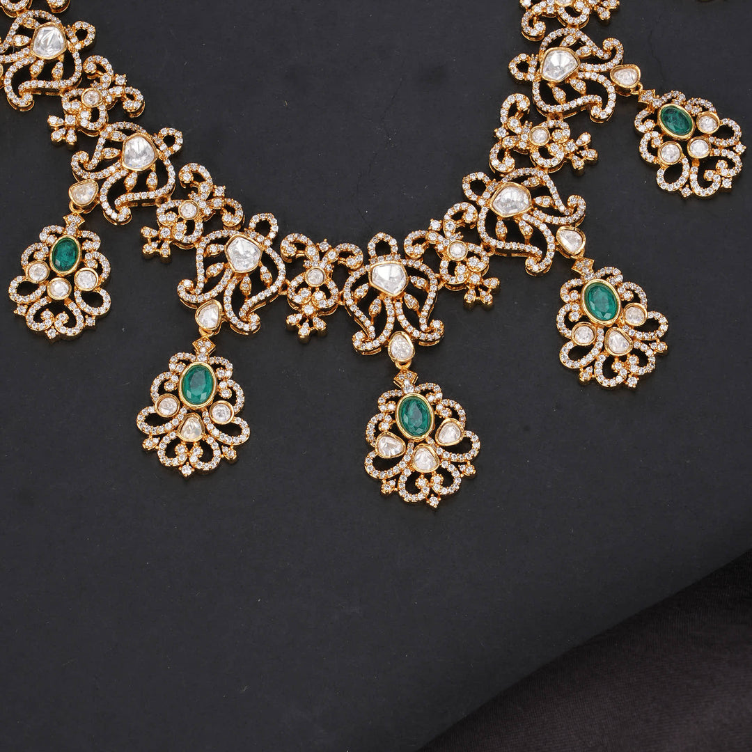 Aristocratic Victorian Short Necklace Set