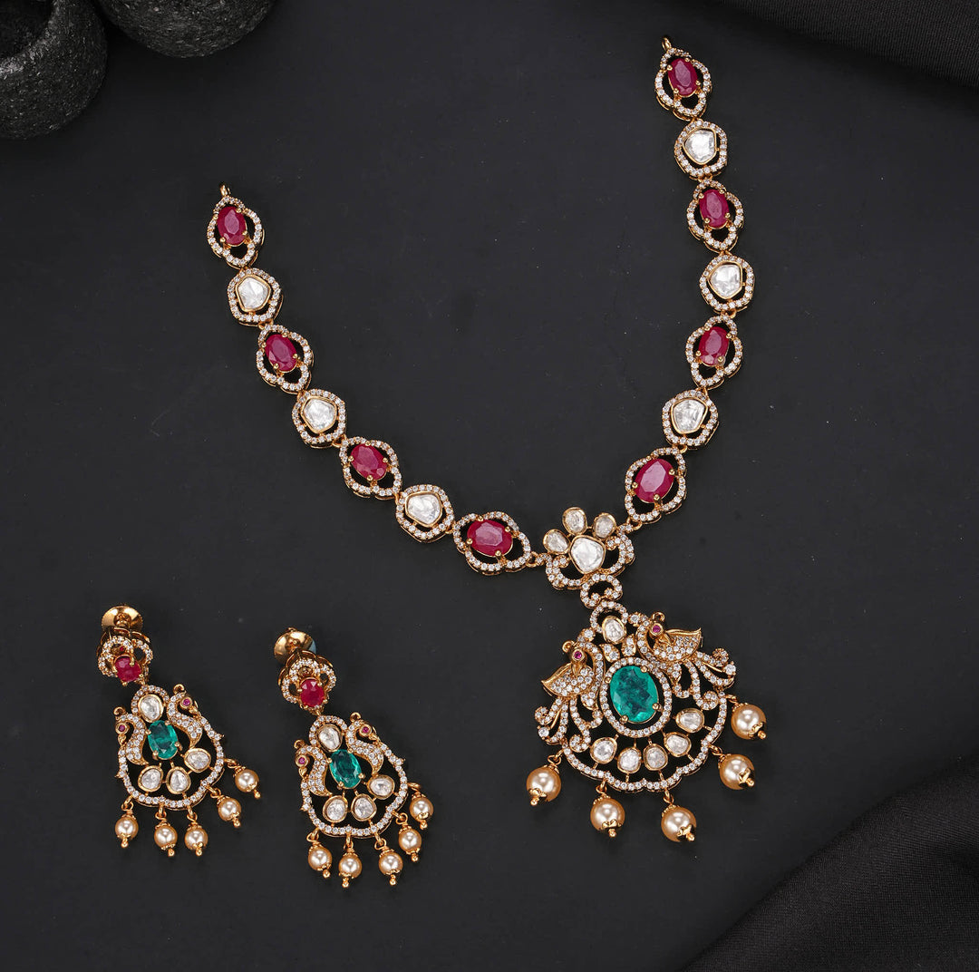 Resplendent Victorian Short Necklace Set
