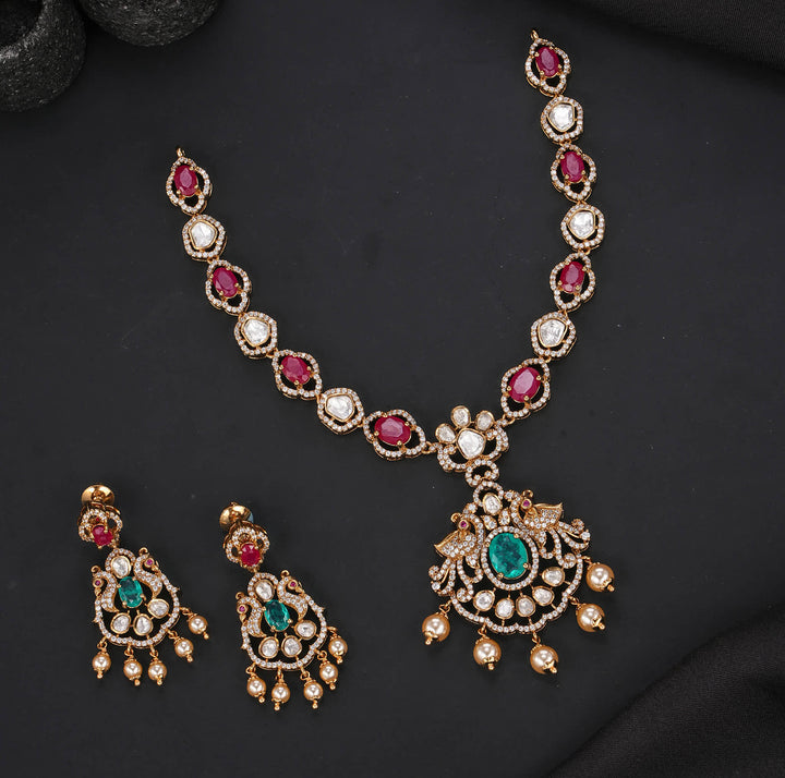 Resplendent Victorian Short Necklace Set