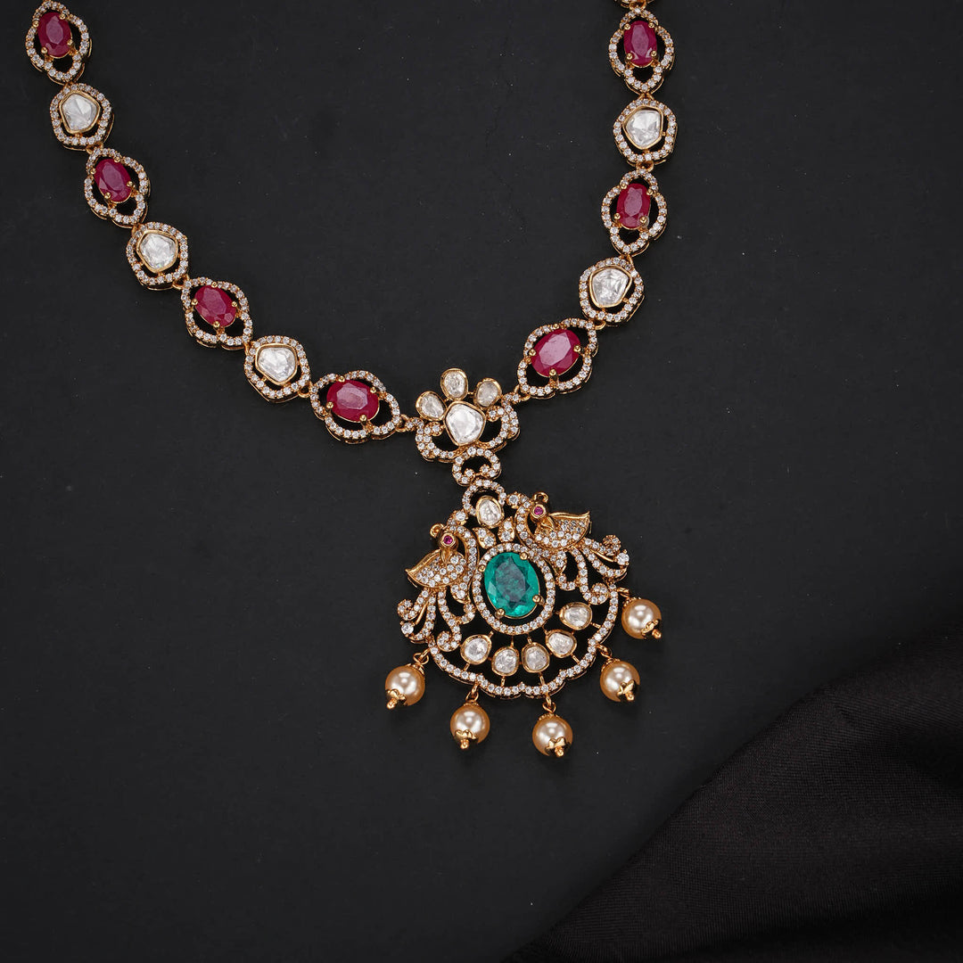 Resplendent Victorian Short Necklace Set