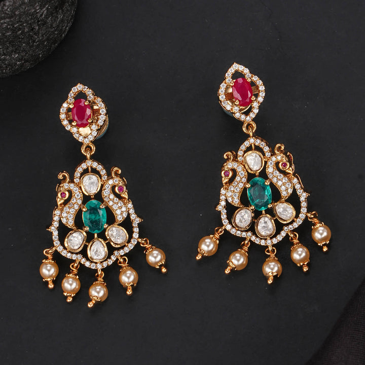 Resplendent Victorian Short Necklace Set