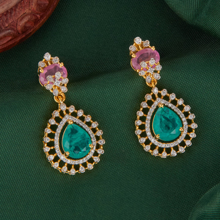 Luxurious Finish Avikam Short Necklace