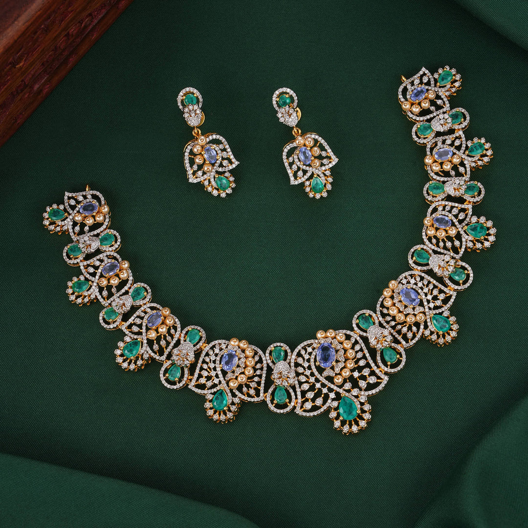 Admirable Avikam Short Necklace Set