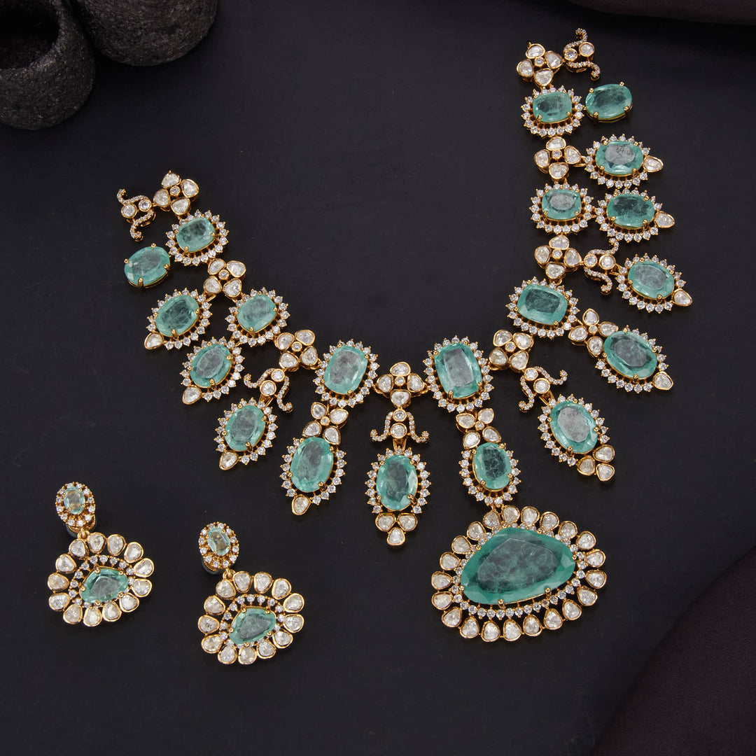 Imperial Allure Victorian Short Necklace Set