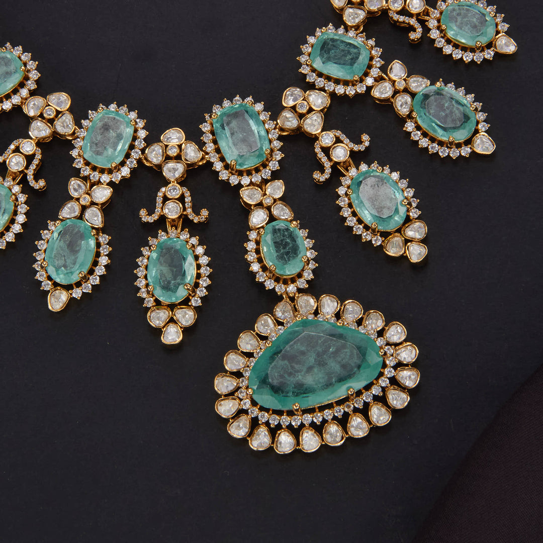 Imperial Allure Victorian Short Necklace Set