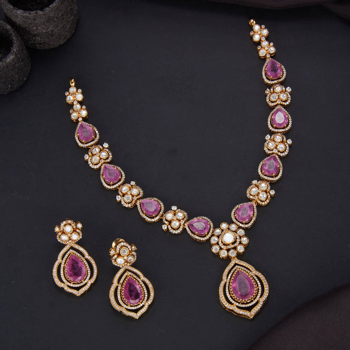 Royal Essence Victorian Short Necklace Set