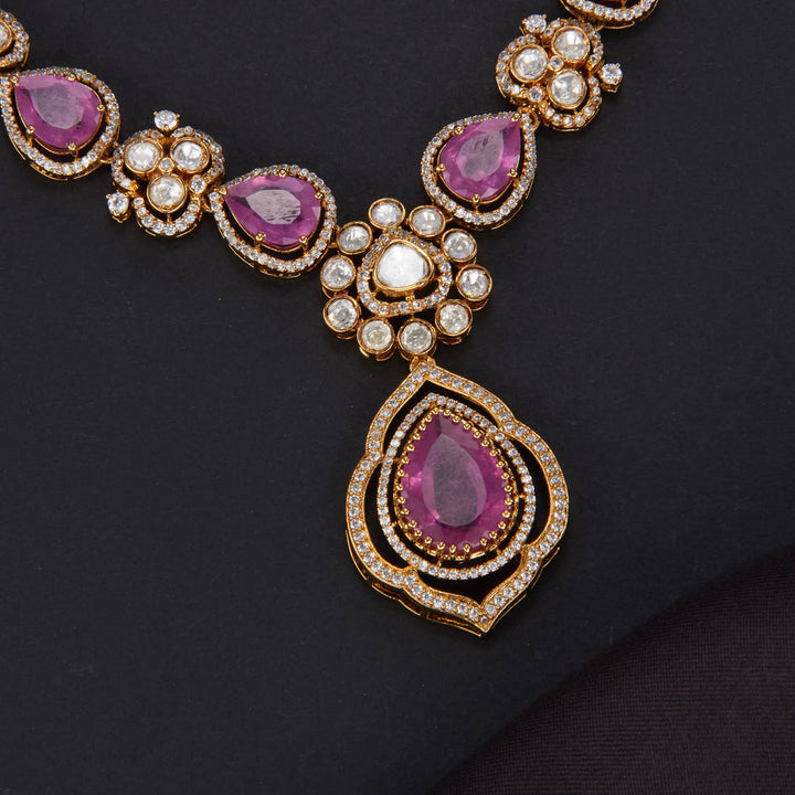 Royal Essence Victorian Short Necklace Set