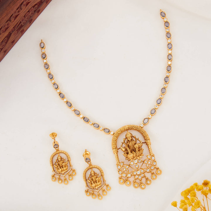 Unique Nakshi Short Necklace Set