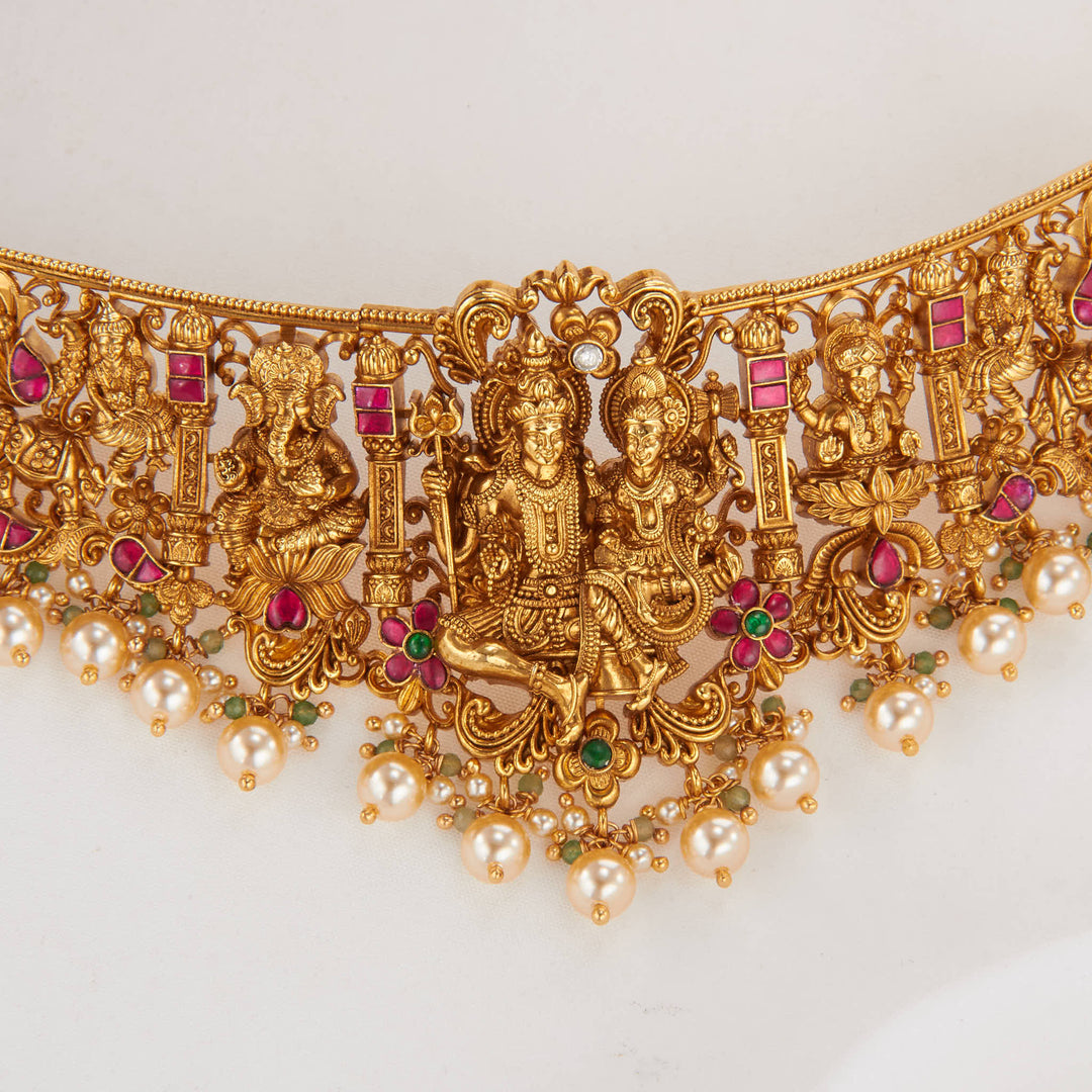 Dazzling Presence 3D Spl Choker Set