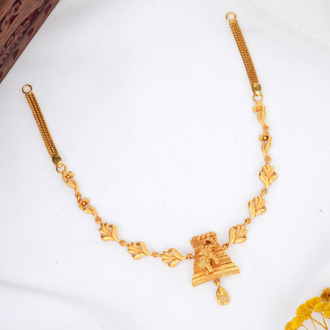 Traditional 3D Spl Necklace