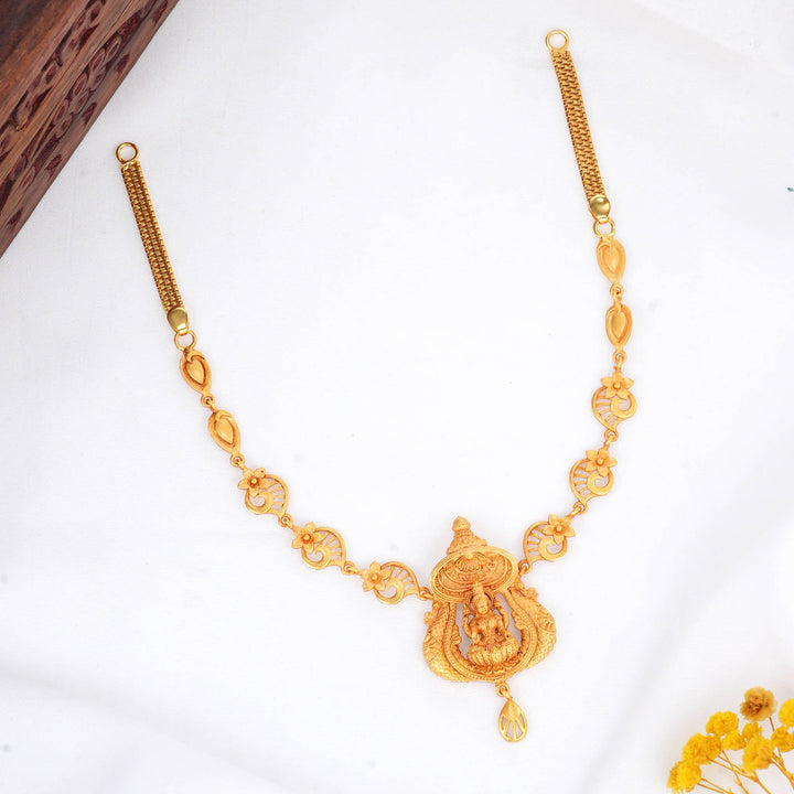 Charm 3D Spl Short Necklace