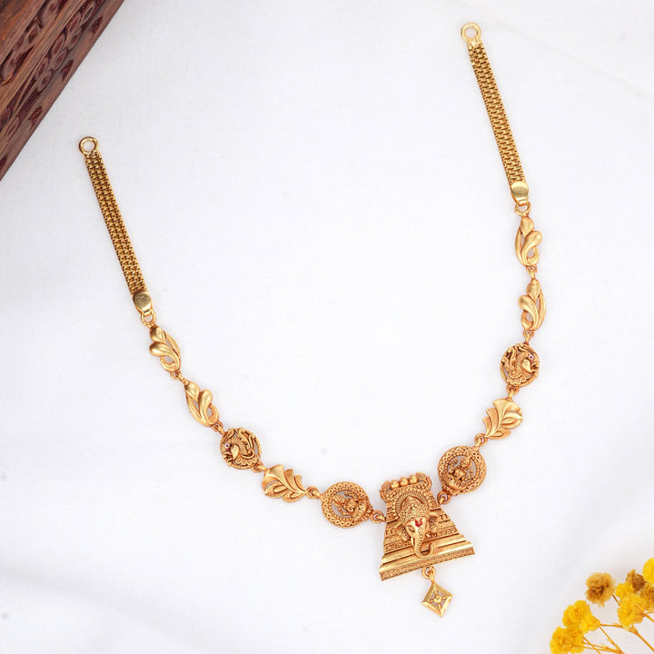Hariniya 3D Spl Necklace