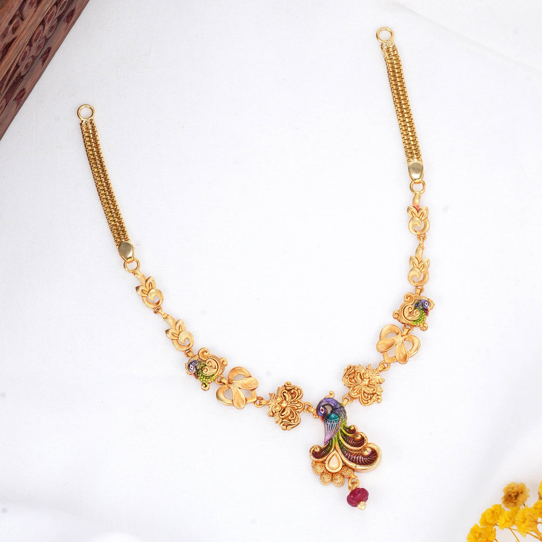 Lathanya 3D Spl Necklace