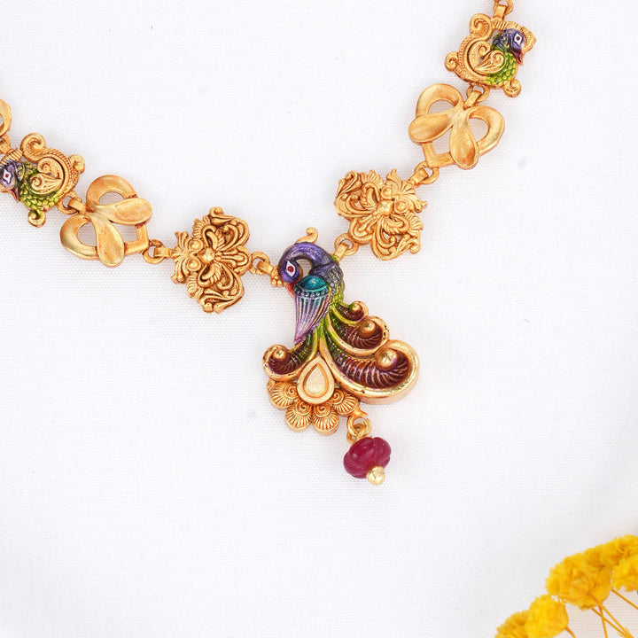 Lathanya 3D Spl Necklace