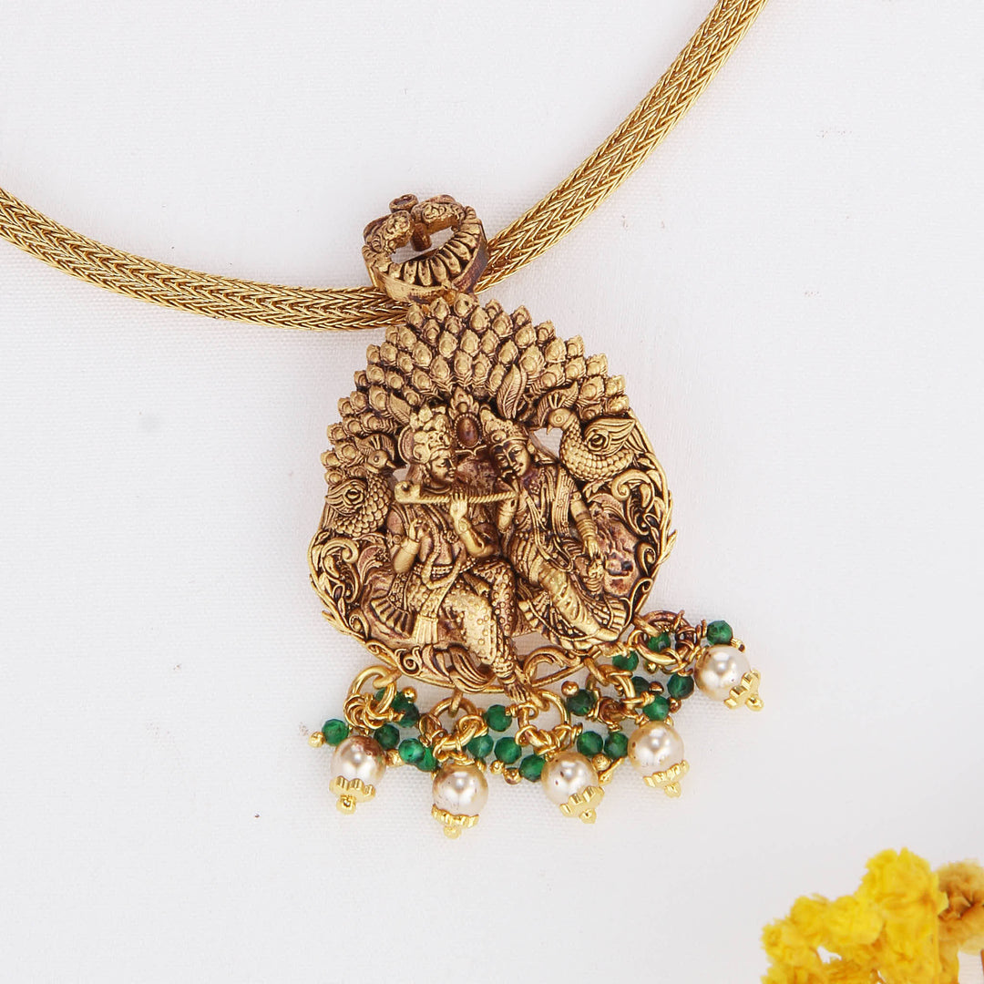 Vibrant Nagas Short Necklace