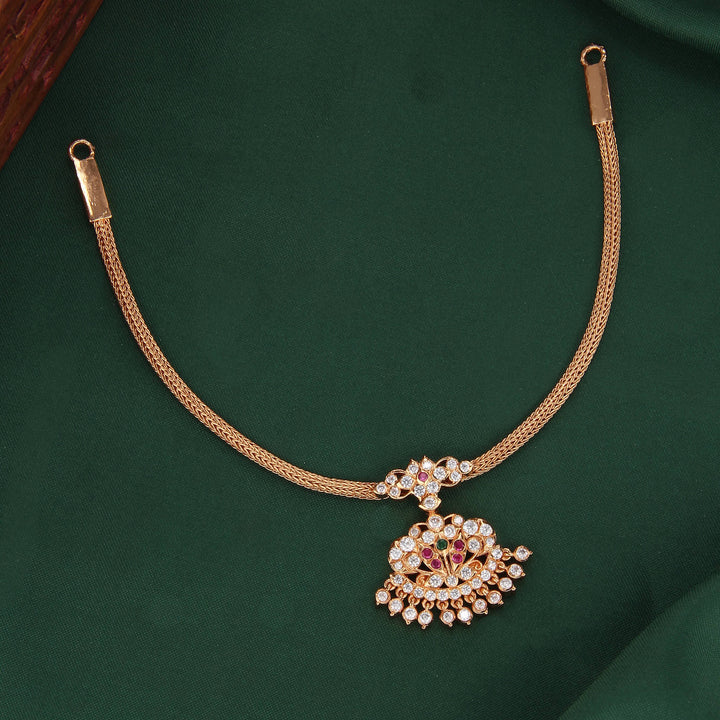 Fabulous Diamond Design Short Necklace