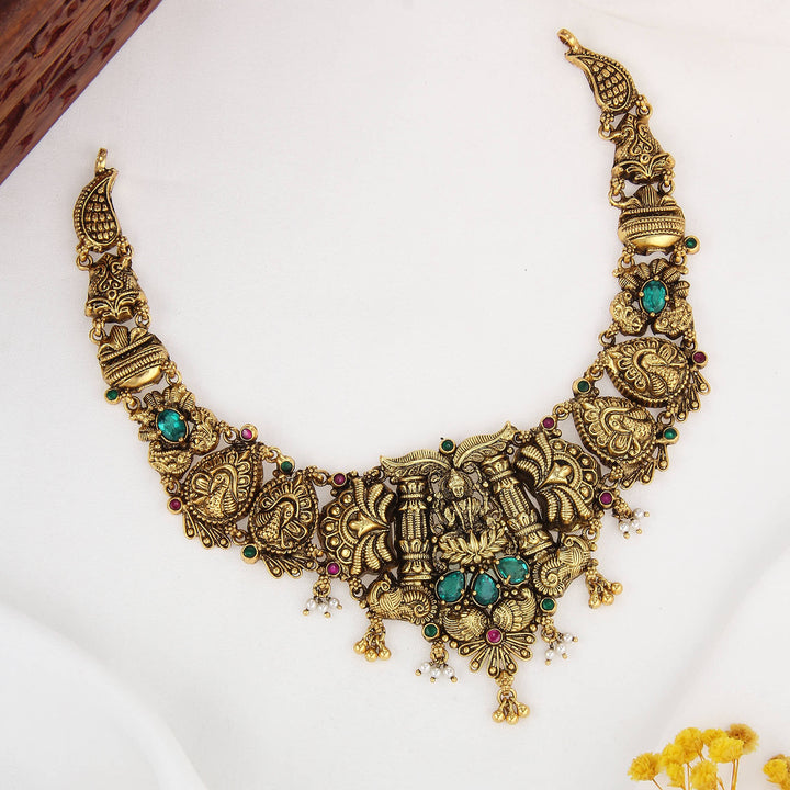 Verdant Shine Nagas Short Necklace