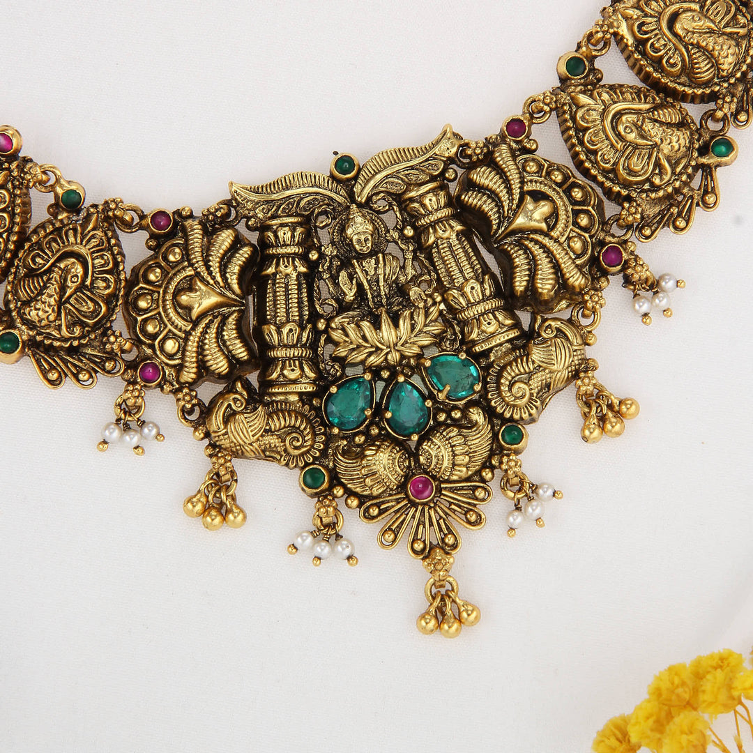 Verdant Shine Nagas Short Necklace