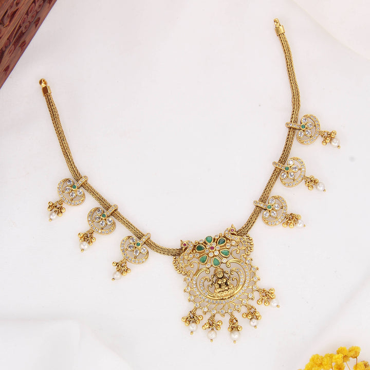 Gloriously Crafted Stone Short Necklace