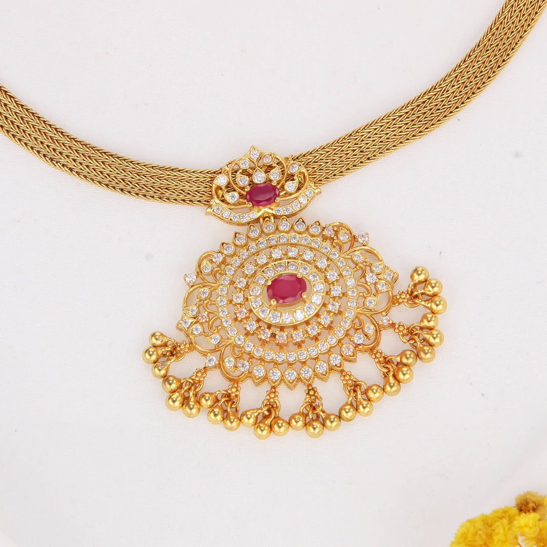 Admirable Allure Attigai Necklace