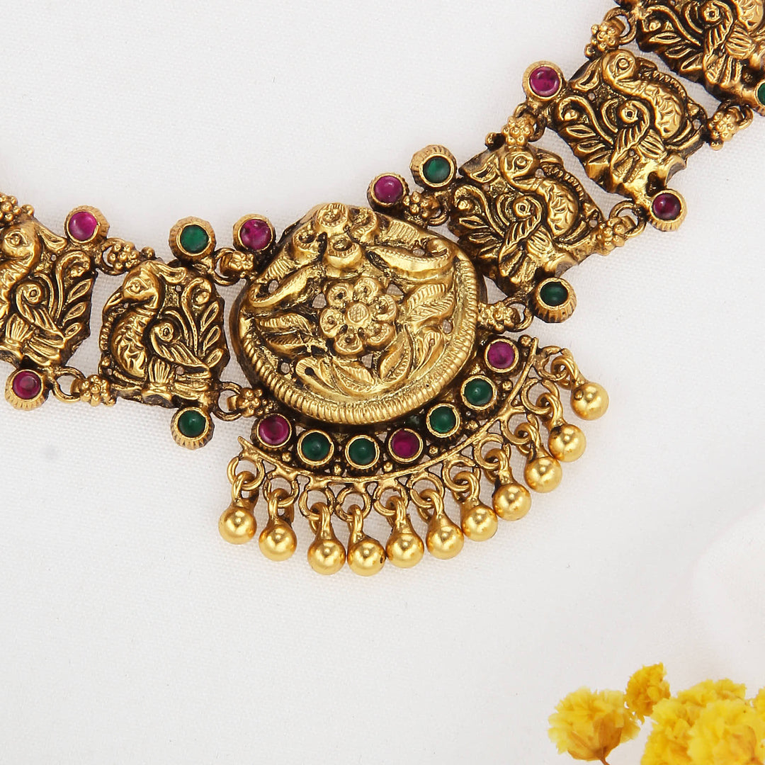 Aadhirai Nagas Short Necklace