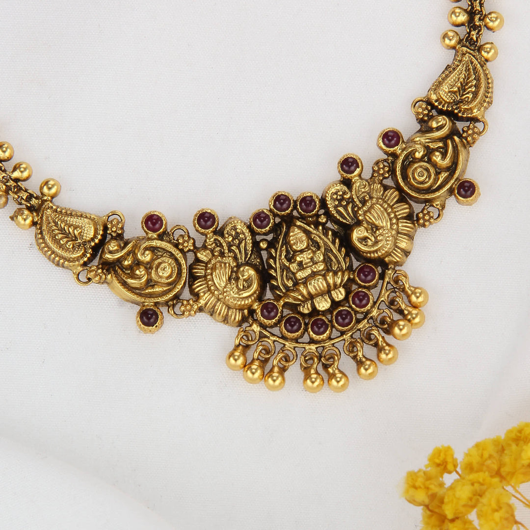 Anmika Nagas Short Necklace