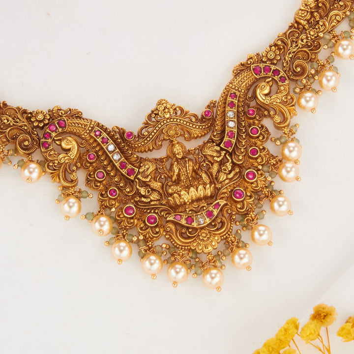 Divinely Revered 3D SPL Short Necklace Set