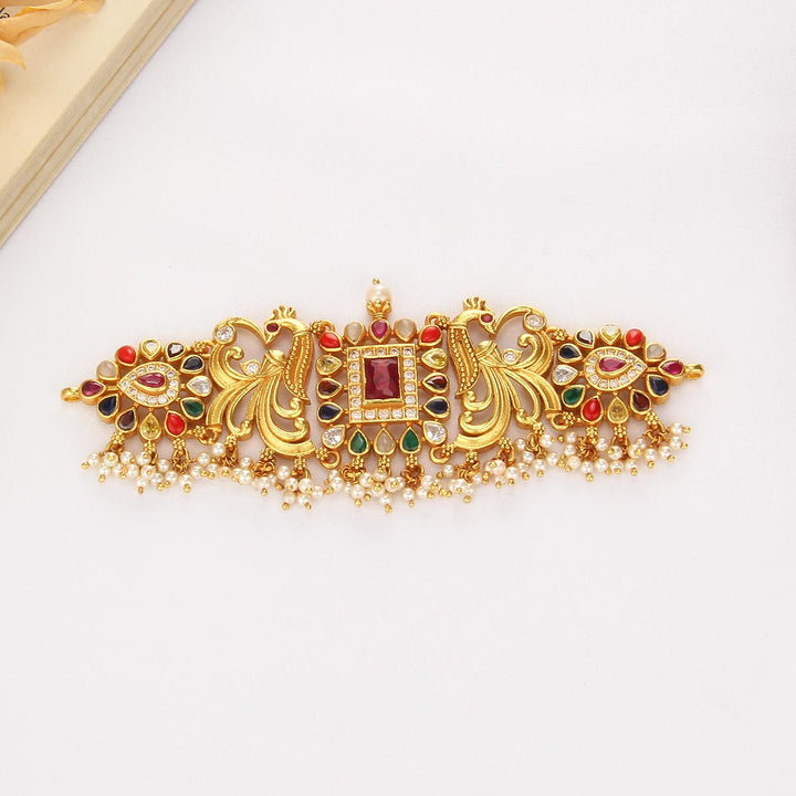 Navarathna Pavon Choker
