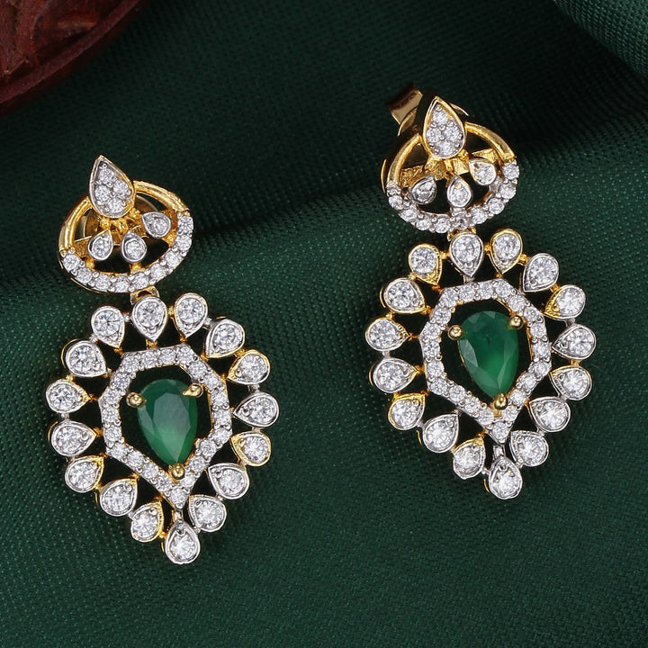 Crafted Vibrancy Avikam Short Necklace Set