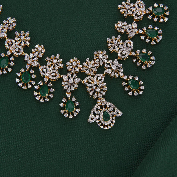 Glimmering Diamond Design Short Necklace Set