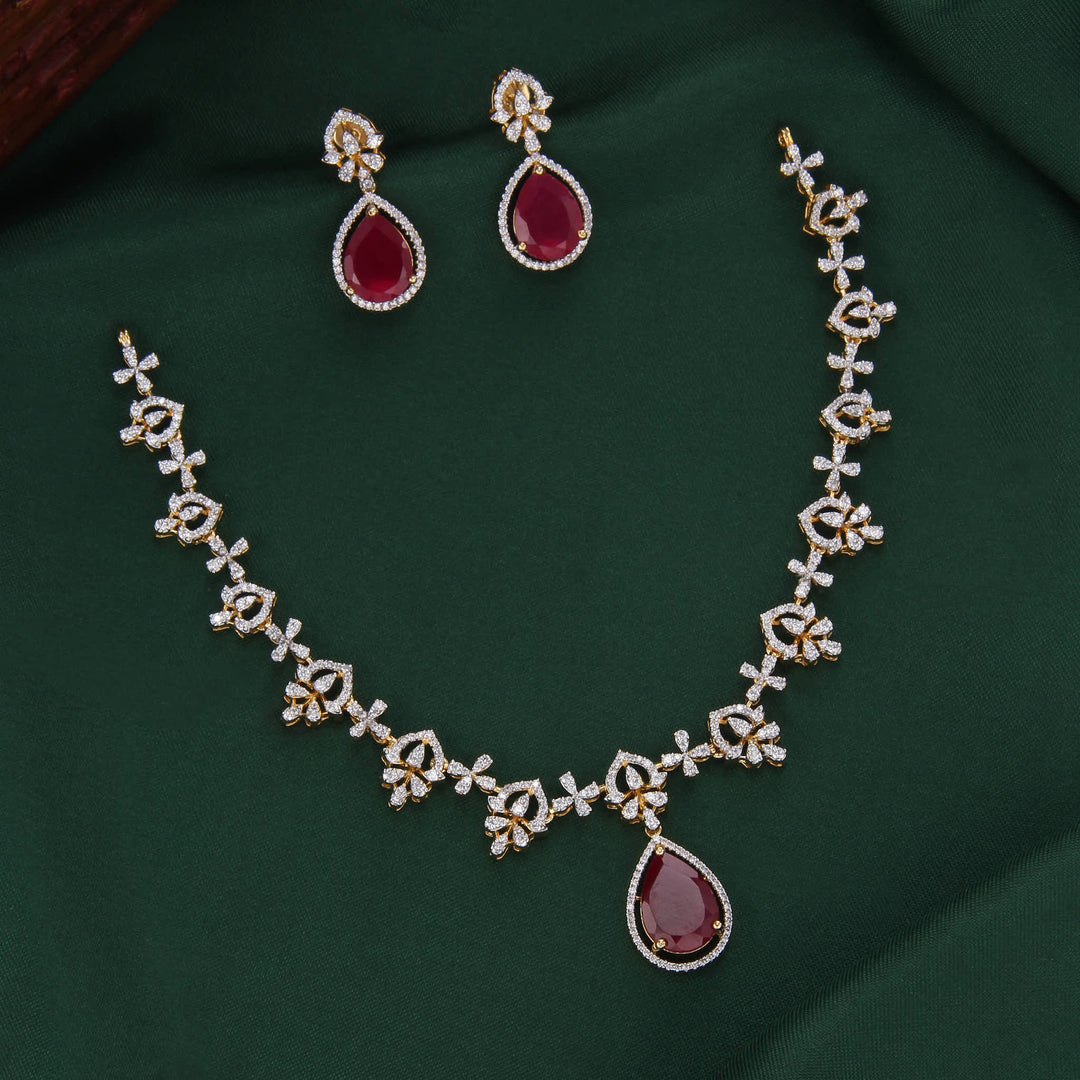 Light-Catching Avikam Short Necklace Set