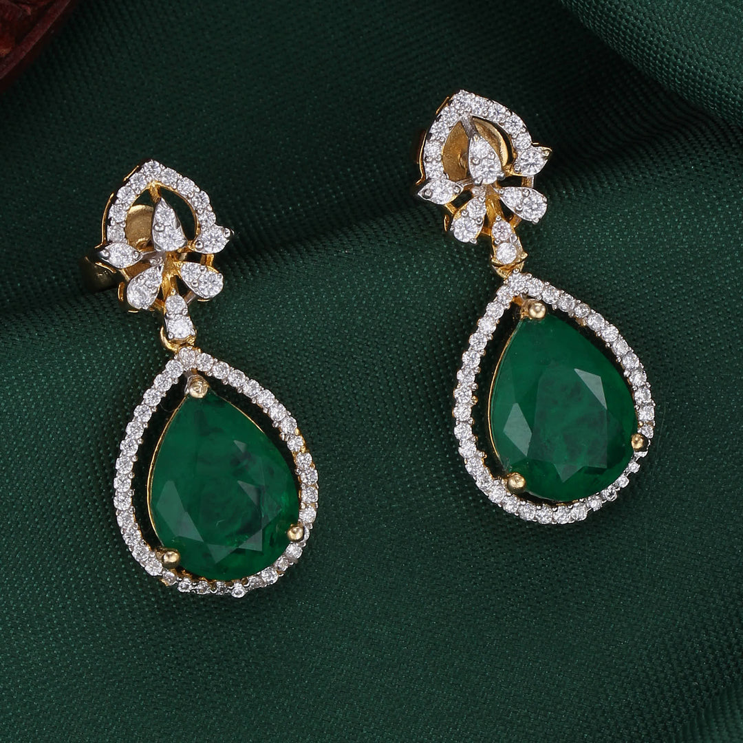 Resplendent Muse Avikam Short Necklace Set