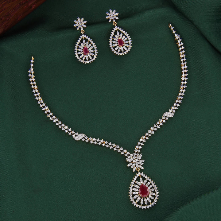 Iconic Iridescent Avikam Short Necklace Set