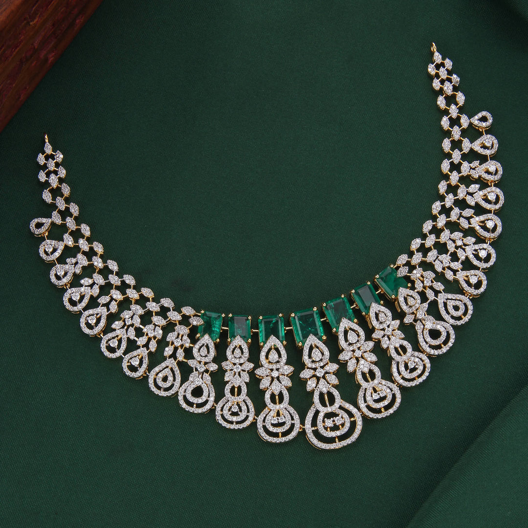 Vibrant Sparkle Avikam Short Necklace