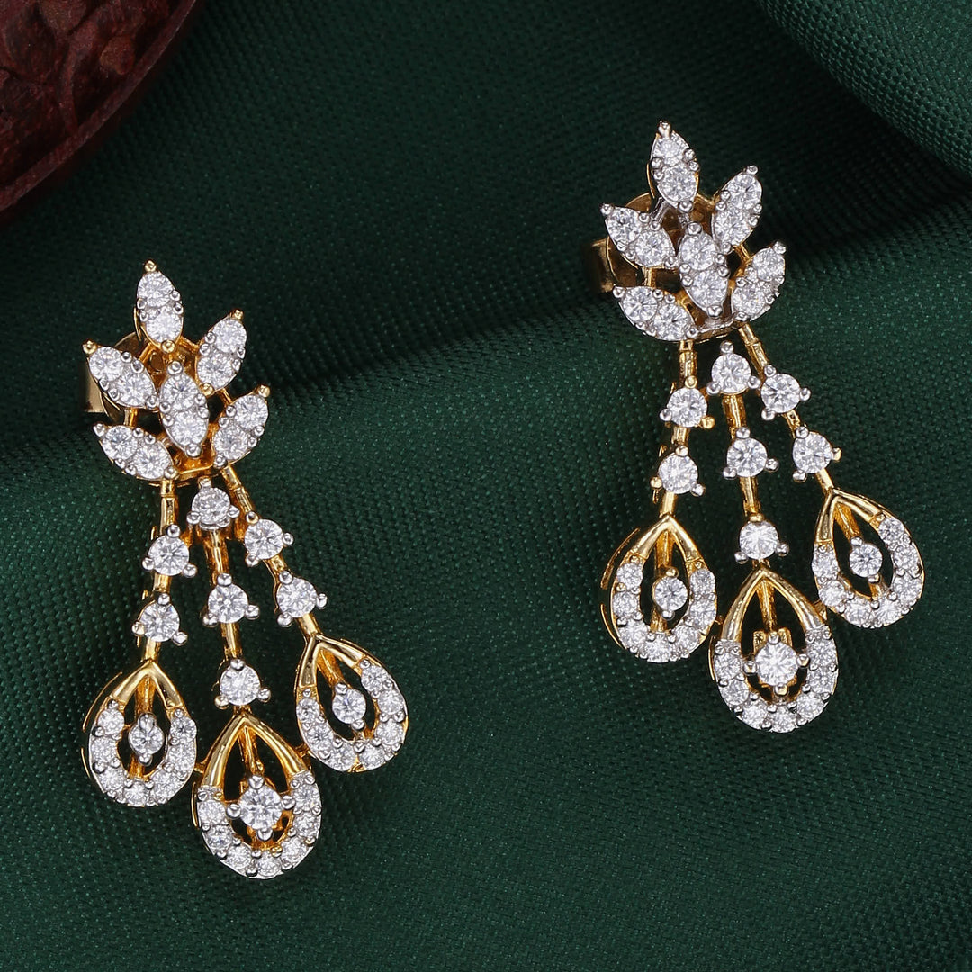 Sparkling Splendour Avikam Short Necklace Set