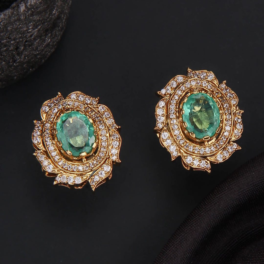 Timeless Allure Victorian Short Necklace Set