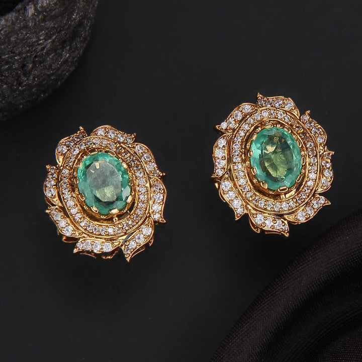 Timeless Allure Victorian Short Necklace Set