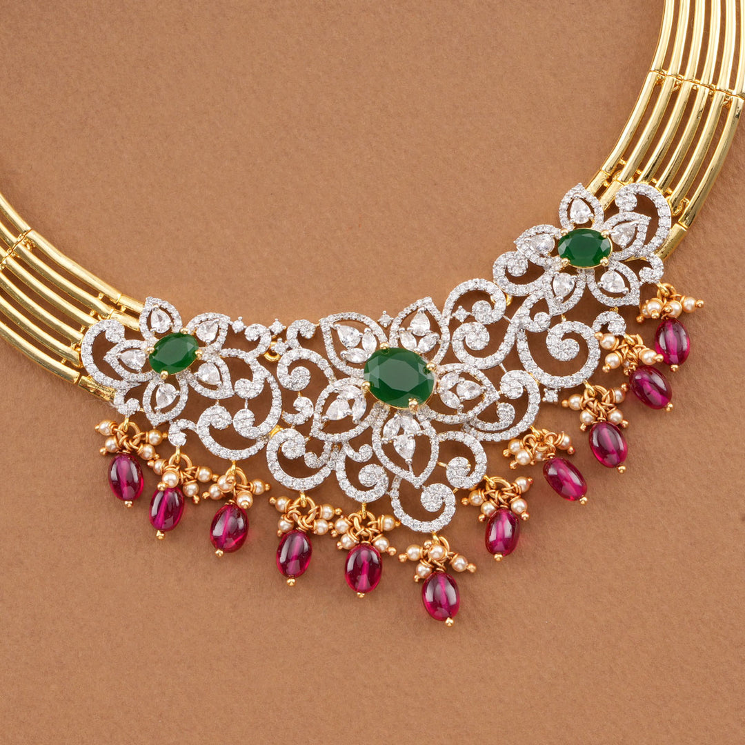 Elegance Short Necklace Set