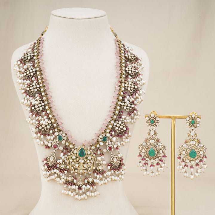 Guttapusalu On Victorian Necklace Set