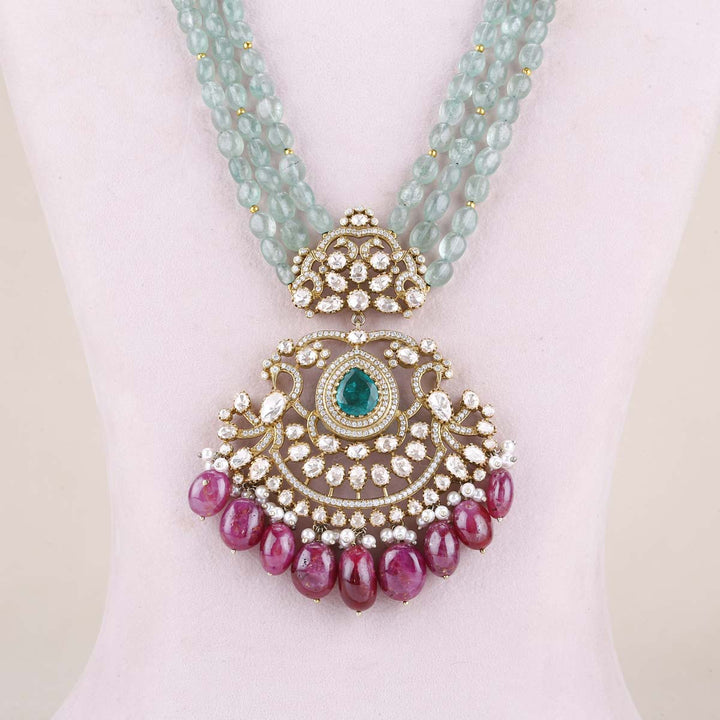 Vanisha Victorian Necklace Set