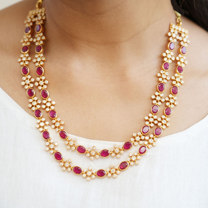 Red Stone Short Necklace