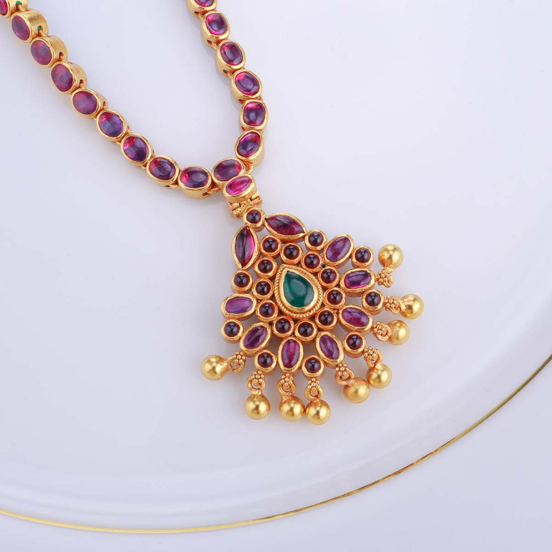 Pranith Short Reversible Necklace