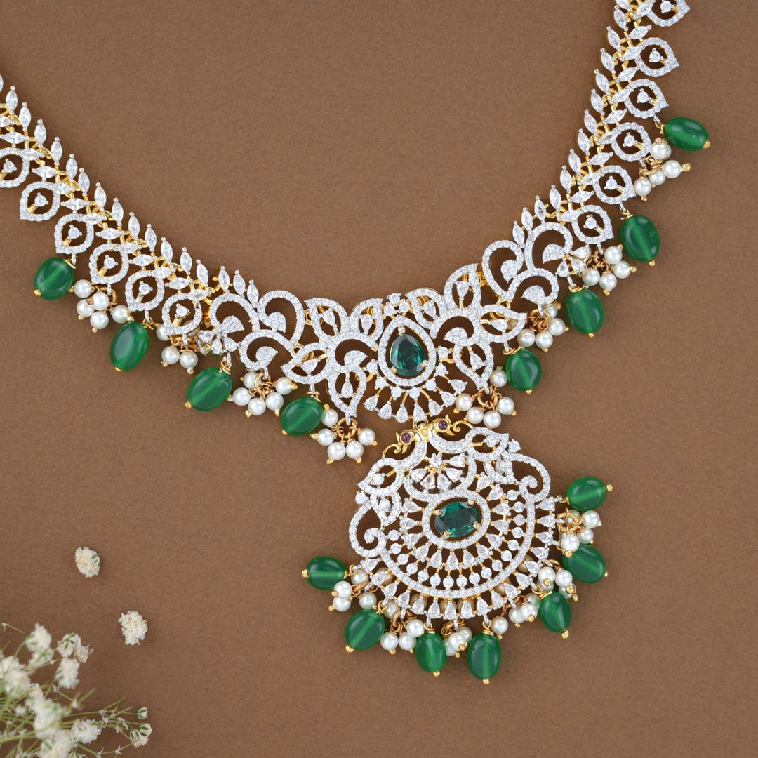 Lovable Diamond Design Necklace Set