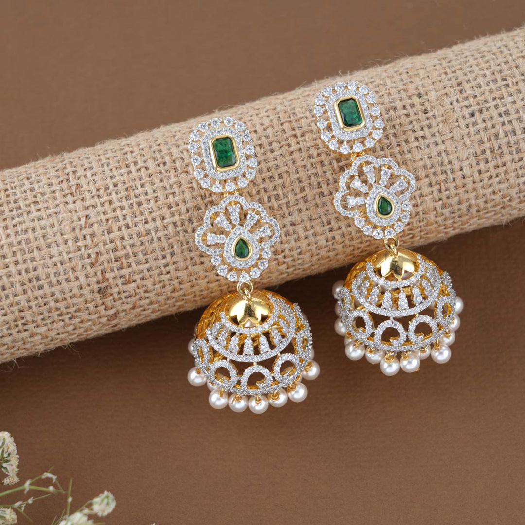 Lovable Diamond Design Necklace Set