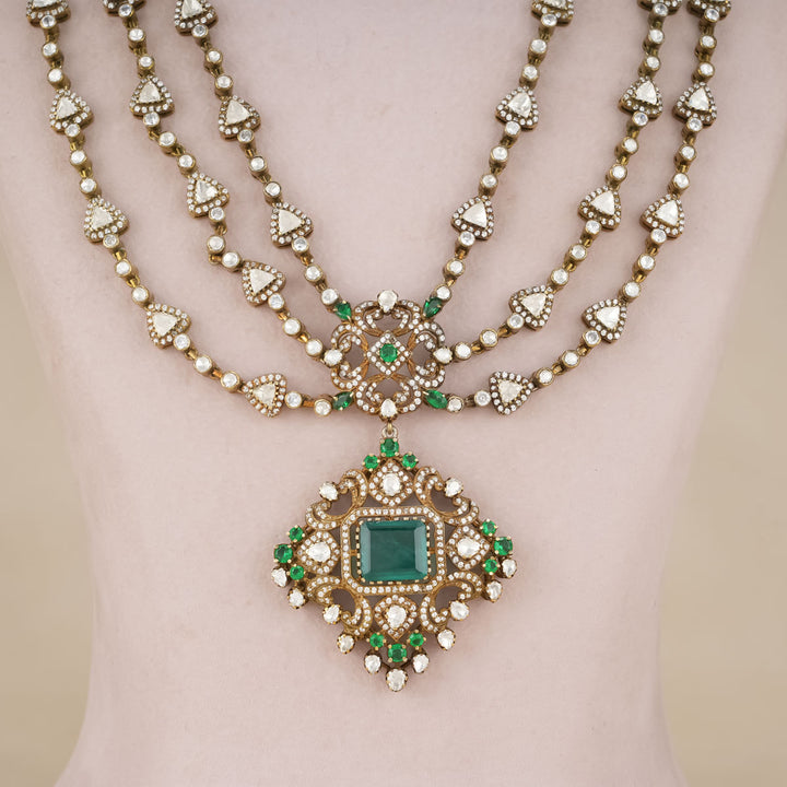 Yara Layer Victorian Necklace Set