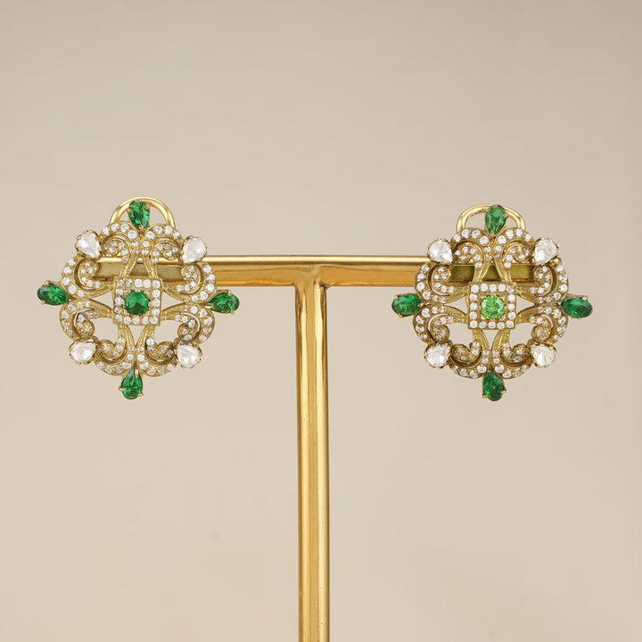 Yara Layer Victorian Necklace Set
