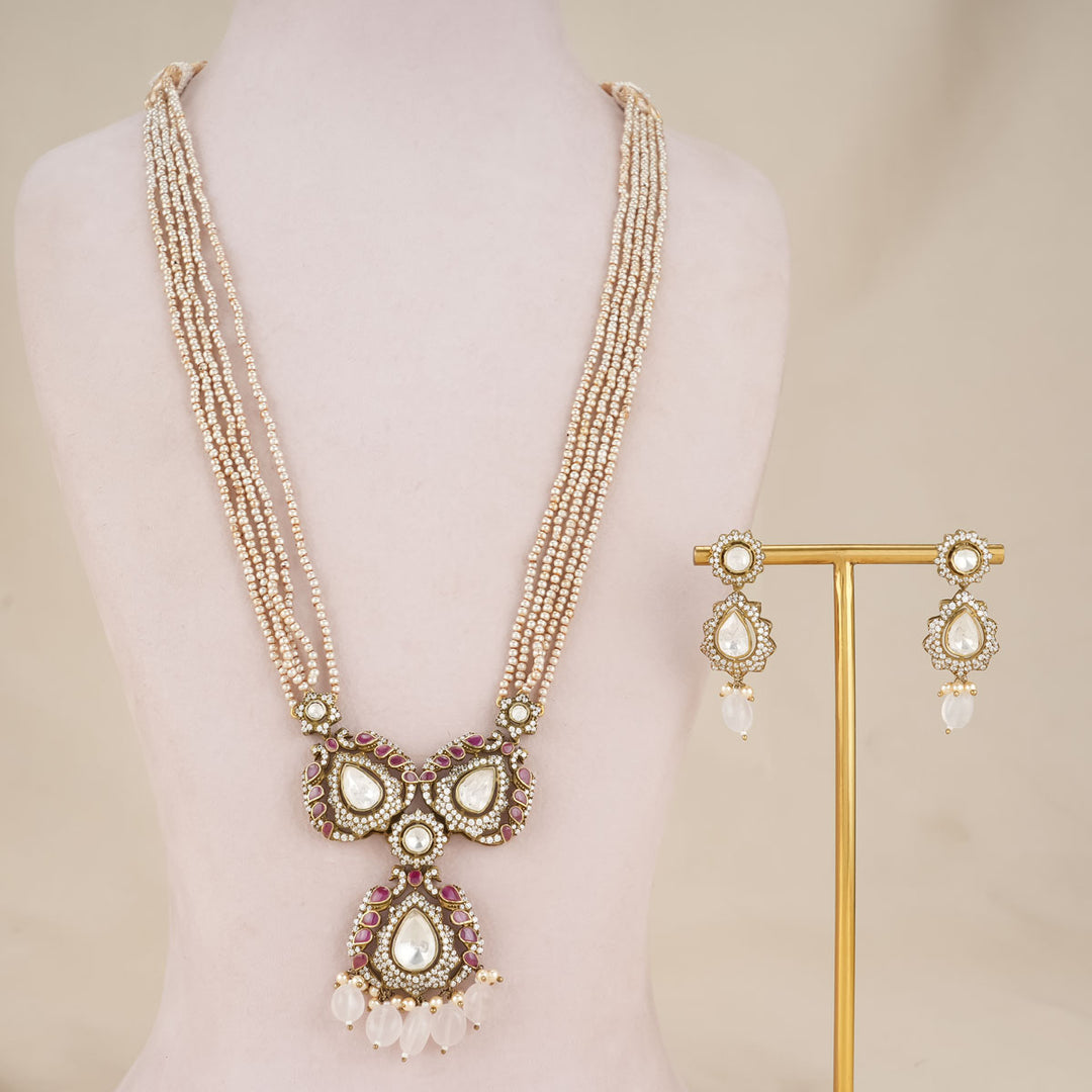 Pihu Victorian Long Necklace Set