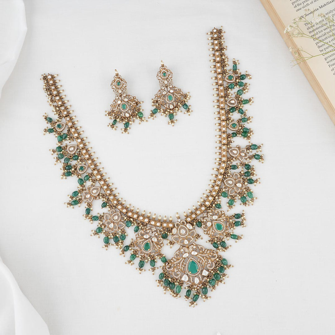 Sayisha Victorian Necklace Set